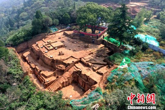 唐华清宫朝元阁遗址考古新发现：北部回廊为面阔5间的建筑