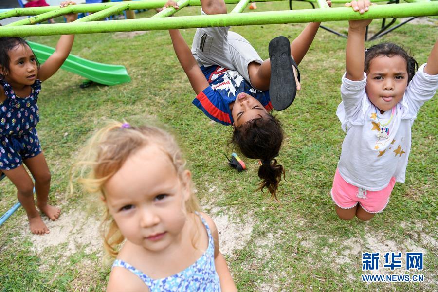 （国际·图文互动）（4）中国援建“你好”学校　圆库克群岛孩子梦