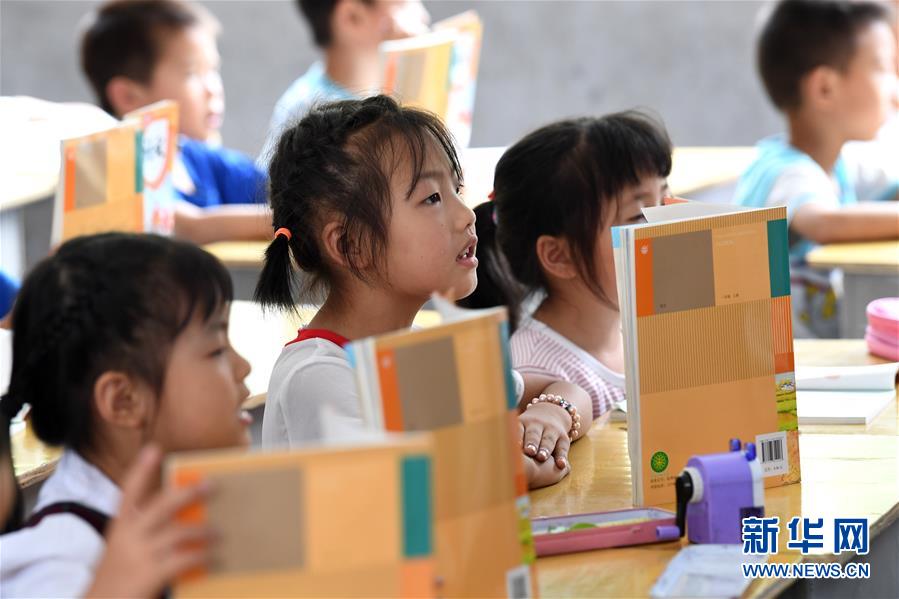 （图片故事）（10）重访中国第一所希望小学——金寨县希望小学