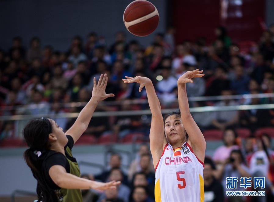 （体育）（1）篮球——热身赛：中国女篮胜北美女篮明星队