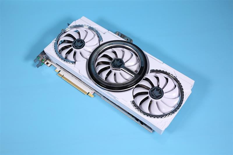 十年歷程打造精致藝術(shù)品！影馳RTX 2080 Ti HOF十周年紀(jì)念版評(píng)測(cè)