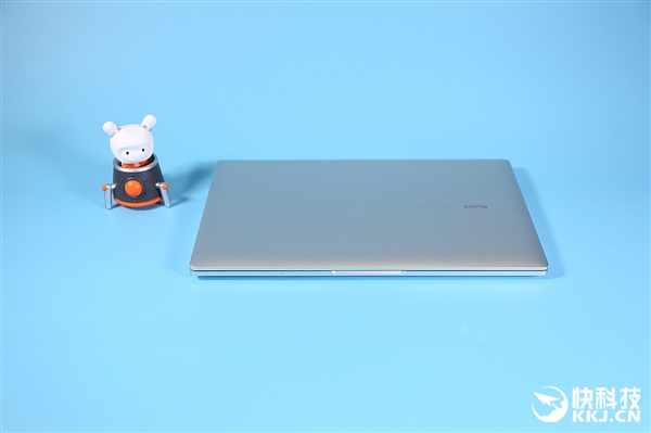 Redmi首款全面屏超轻本！RedmiBook 13图赏：四窄边惊艳