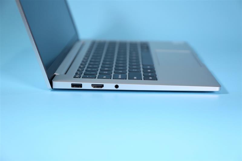 高端轻薄本情何以堪！RedmiBook 13评测：真全面屏笔记本