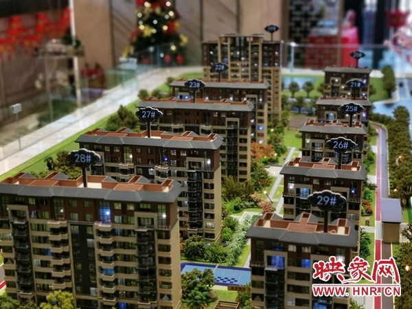 新乡平原新区雍锦王府部分楼盘没有预售证 依然卖得欢