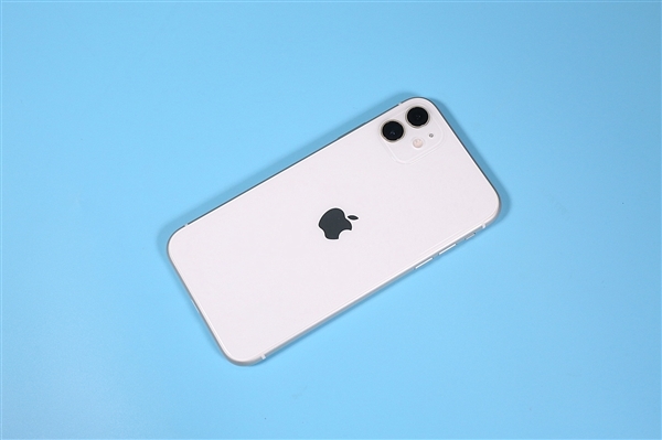 富士康郑州工厂复工：全力保证iPhone生产！