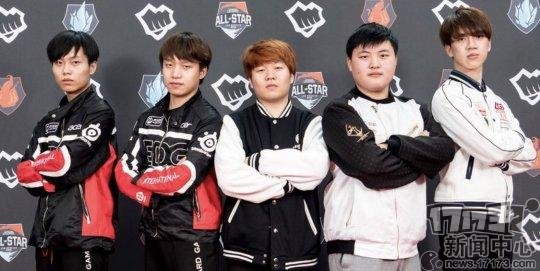 泪目！Uzi退役 国外论坛将LOL版块改为“League of Uzi”