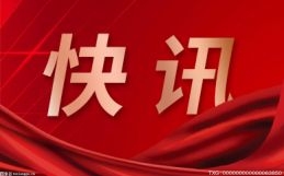 刘福有和妻子登上山西广播电视台春晚录制现场