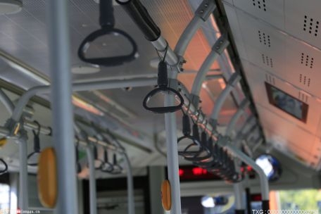 “巴士+国防”！广州市首批国防军事主题公交车正式上线运营